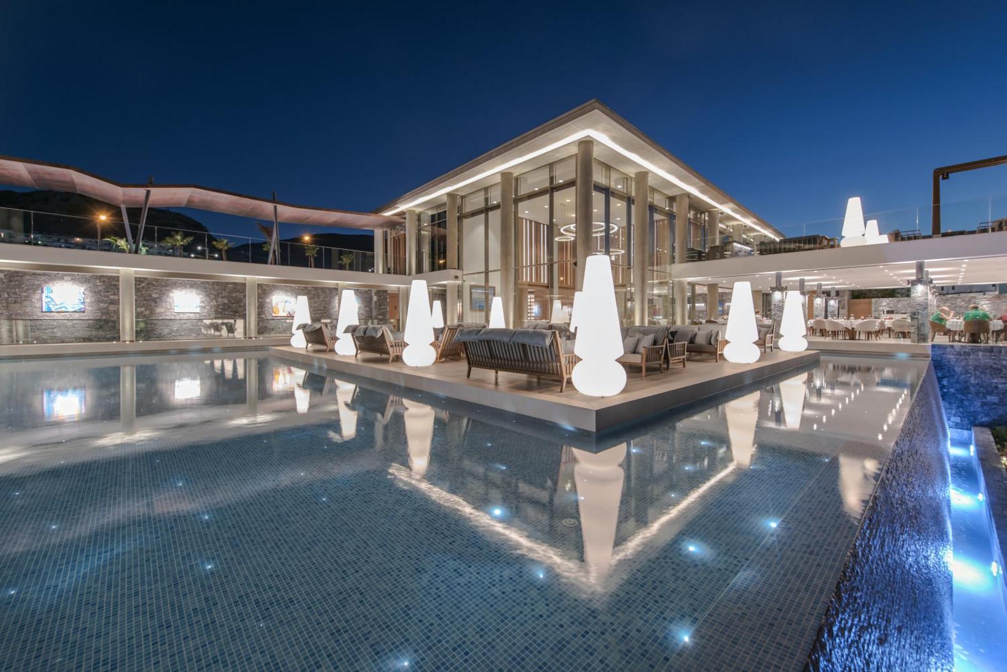 Nana Princess Suites Villas&Spa Hersonissos  Exterior foto
